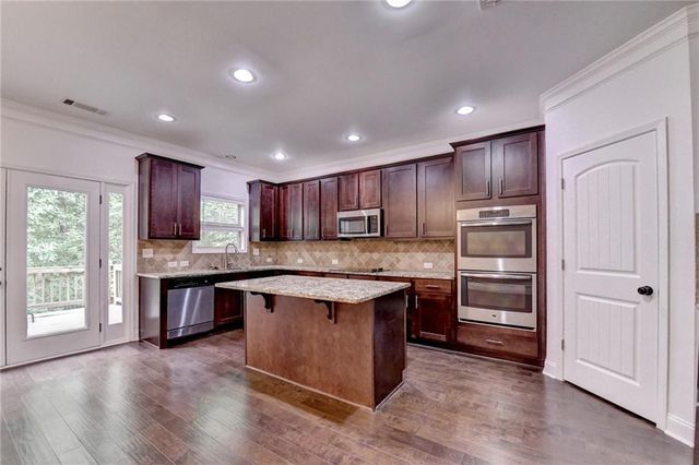 1159 Laurel Valley Court, Buford, GA 30519