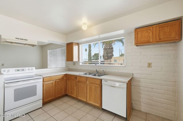 9552 E Irene Street, Tucson, AZ 85730