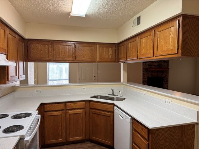 1008 Irene Street, Burleson, TX 76028