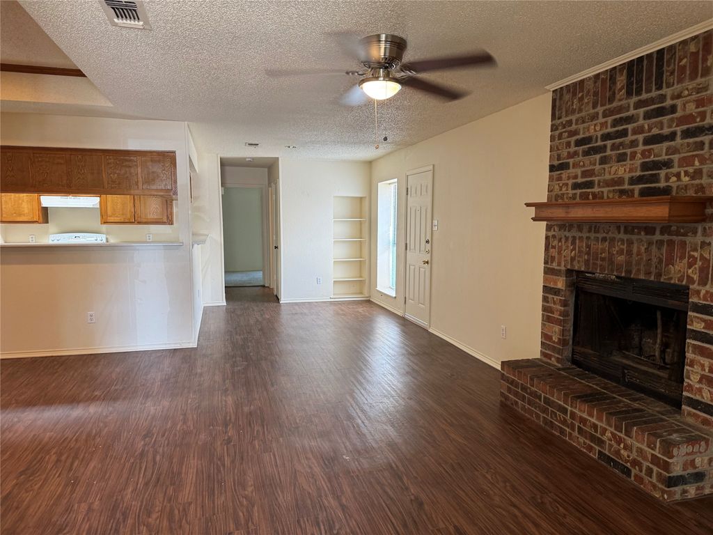 1008 Irene Street, Burleson, TX 76028