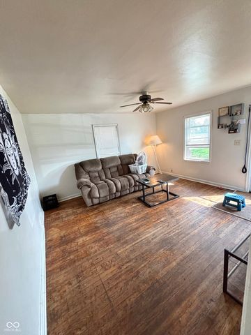 705 W 29th Street, Anderson, IN 46016