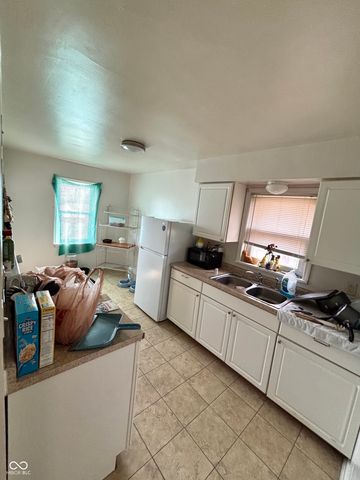 705 W 29th Street, Anderson, IN 46016