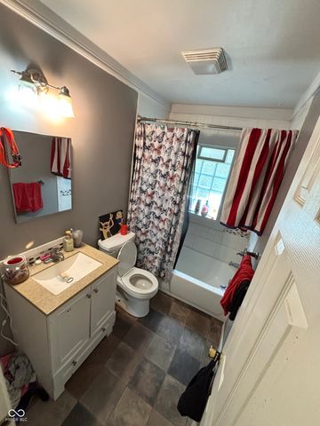 705 W 29th Street, Anderson, IN 46016