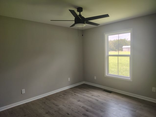 1164 Shiloh Road, Lafayette, TN 37083