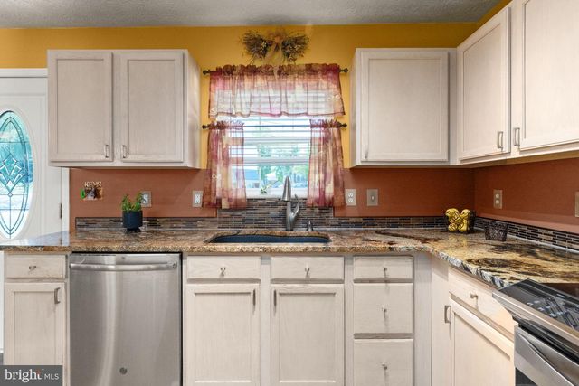 2545 BARRISON POINT RD, Baltimore, MD 21221