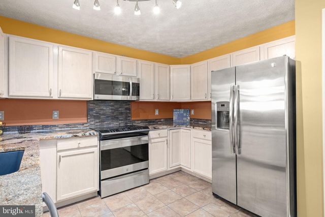 2545 BARRISON POINT RD, Baltimore, MD 21221