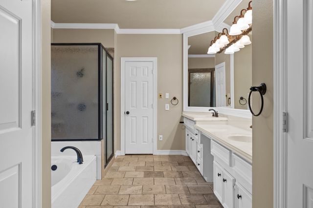 8049 Sunscape Lane, Fort Worth, TX 76123
