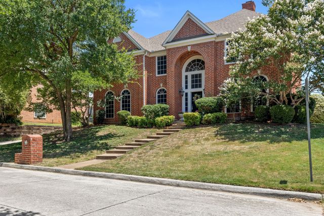 8049 Sunscape Lane, Fort Worth, TX 76123