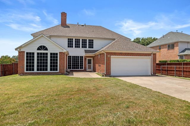 8049 Sunscape Lane, Fort Worth, TX 76123