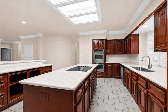 8049 Sunscape Lane, Fort Worth, TX 76123