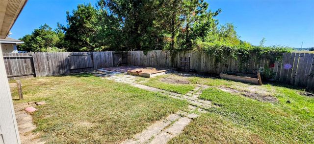 702 Road 5138, Cleveland, TX 77327