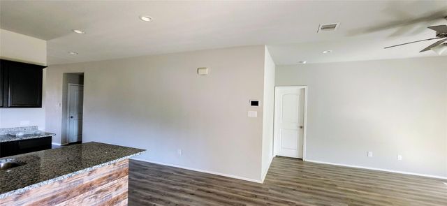 702 Road 5138, Cleveland, TX 77327