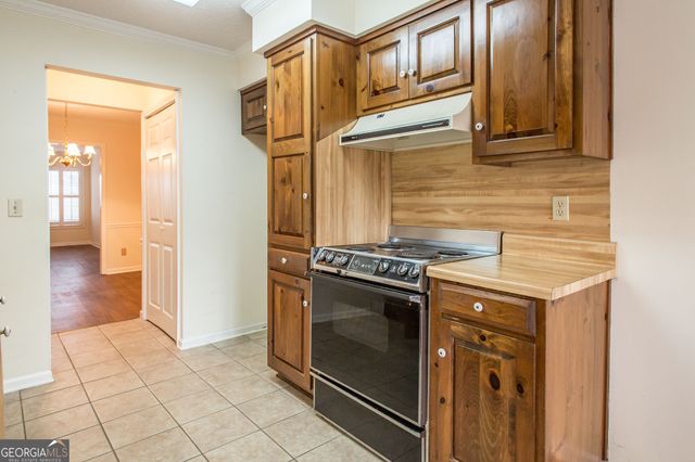 810 Saint Marys Drive, Waycross, GA 31501