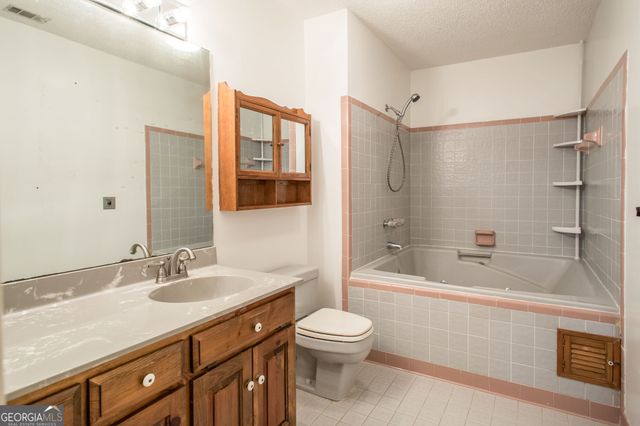 810 Saint Marys Drive, Waycross, GA 31501