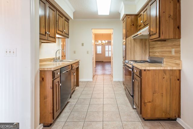 810 Saint Marys Drive, Waycross, GA 31501