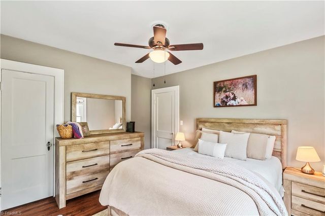 318 Oakdale Street, Mount Airy, NC 27030