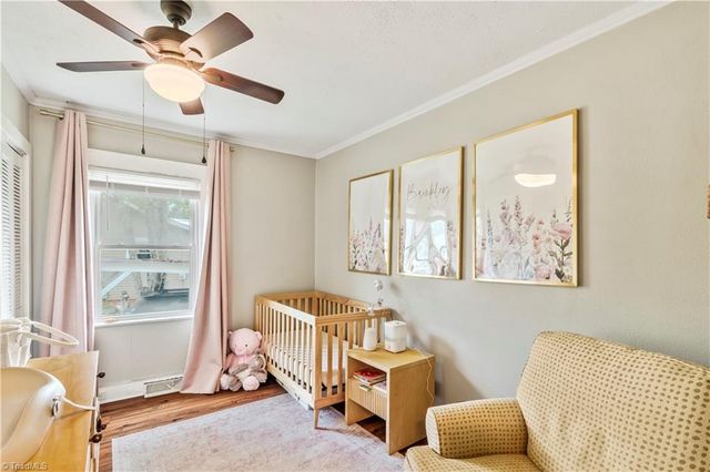 318 Oakdale Street, Mount Airy, NC 27030