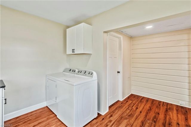 318 Oakdale Street, Mount Airy, NC 27030