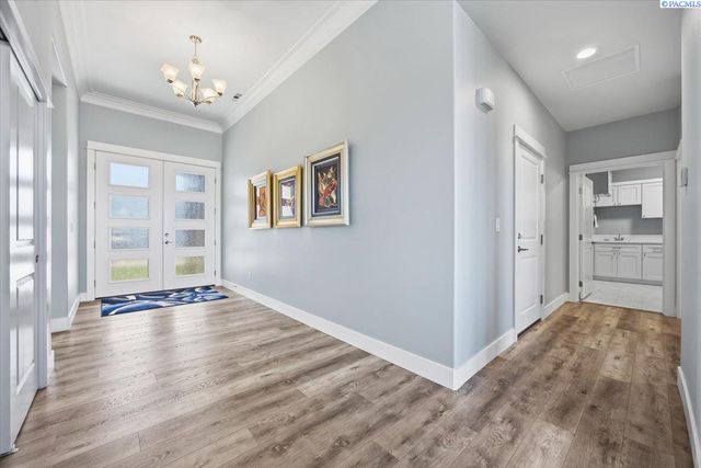 7022 Corsica St, West Richland, WA 99353