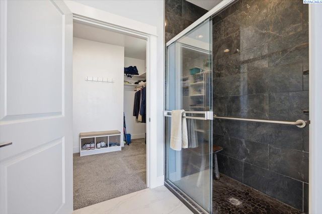 7022 Corsica St, West Richland, WA 99353