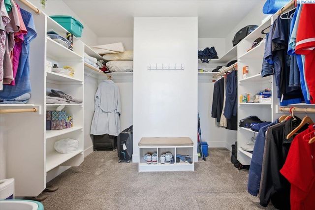 7022 Corsica St, West Richland, WA 99353