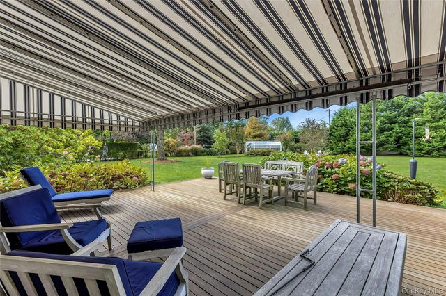 308 Greene Avenue, Sayville, NY 11782