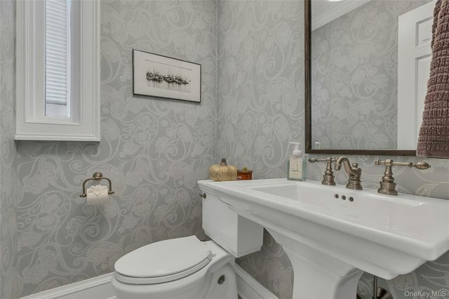 308 Greene Avenue, Sayville, NY 11782