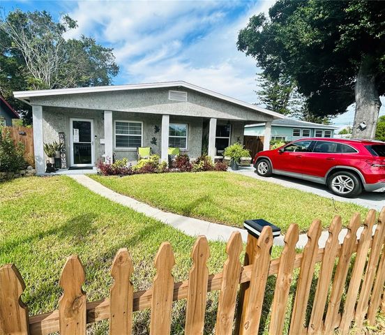 4611 14TH AVENUE S, St Petersburg, FL 33711