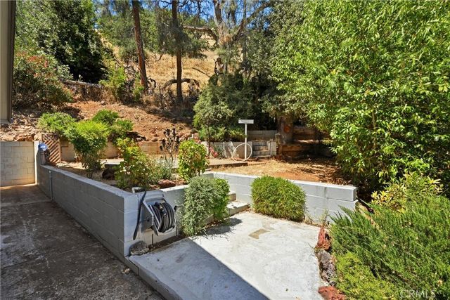 7926 Richard Drive, Lucerne, CA 95458