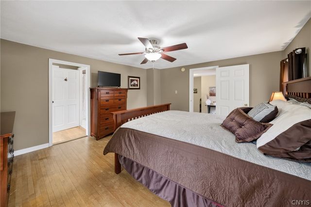 910 County Route 25, Minetto, NY 13126