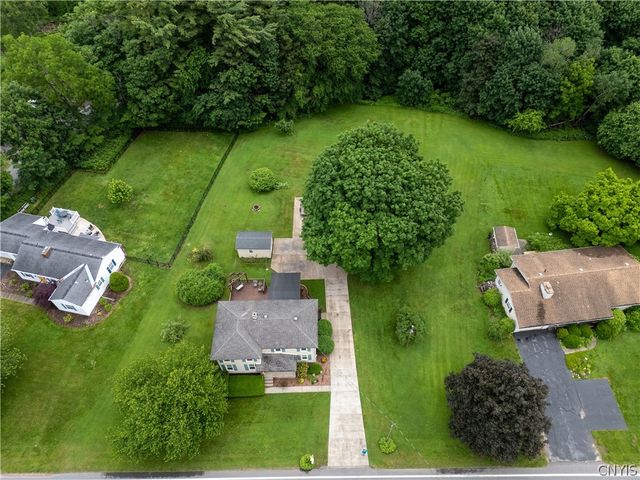 910 County Route 25, Minetto, NY 13126