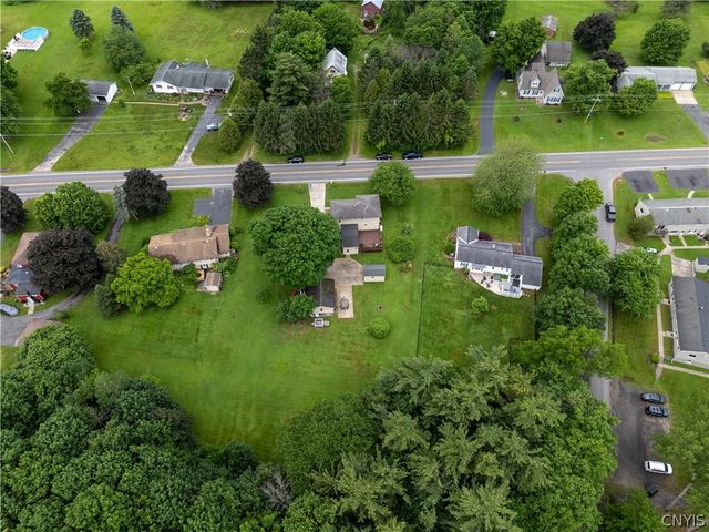 910 County Route 25, Minetto, NY 13126