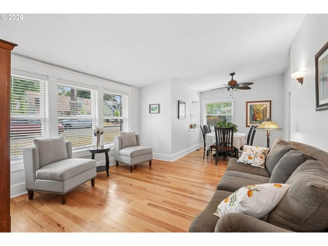20869 Sw 104TH Ave, Tualatin, OR 97062