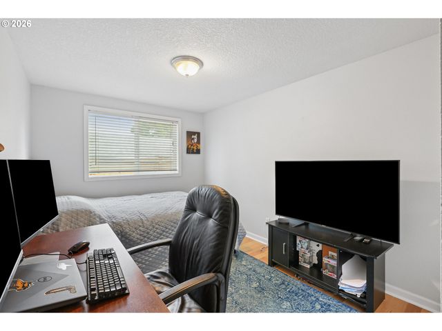 20869 Sw 104TH Ave, Tualatin, OR 97062