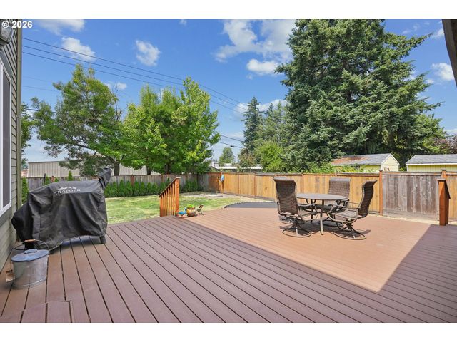 20869 Sw 104TH Ave, Tualatin, OR 97062