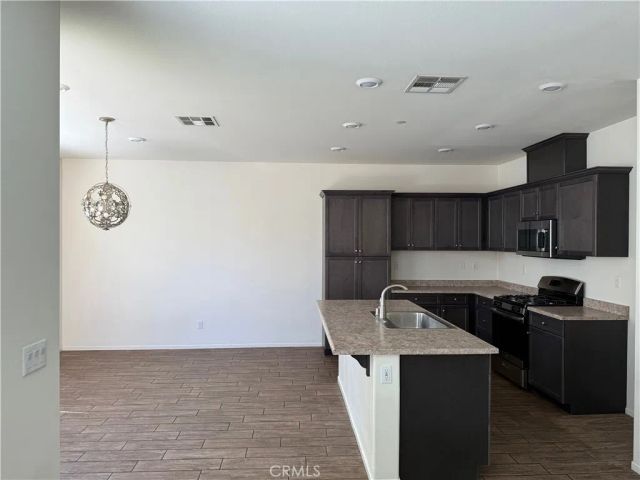 30421 Village Terrace Drive, Menifee, CA 92584