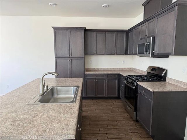 30421 Village Terrace Drive, Menifee, CA 92584