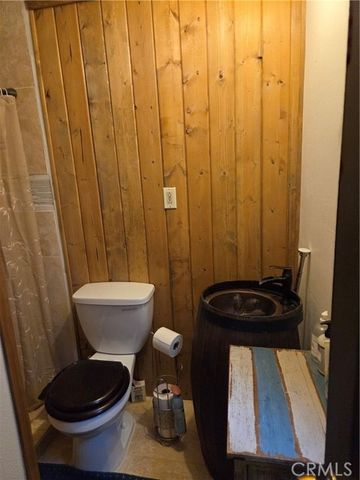 23553 Lake Drive, Crestline, CA 92325