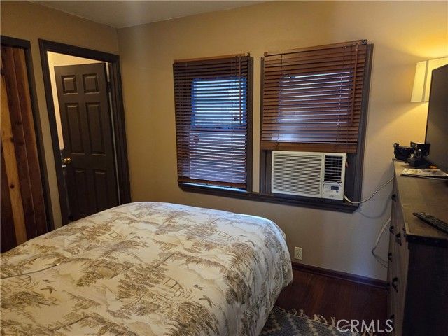 23553 Lake Drive, Crestline, CA 92325