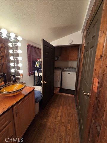 23553 Lake Drive, Crestline, CA 92325