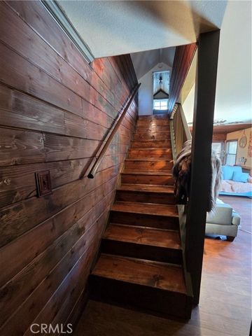 23553 Lake Drive, Crestline, CA 92325