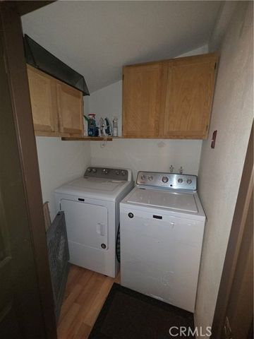 23553 Lake Drive, Crestline, CA 92325