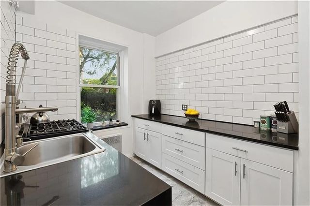 9411 Shore Rd Apt Lf, New York City, NY 11209