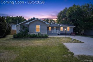 14232 North Road, Fenton Charter Township, MI 48430