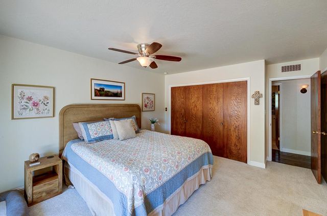 1059 W Stuart Avenue, Fresno, CA 93711