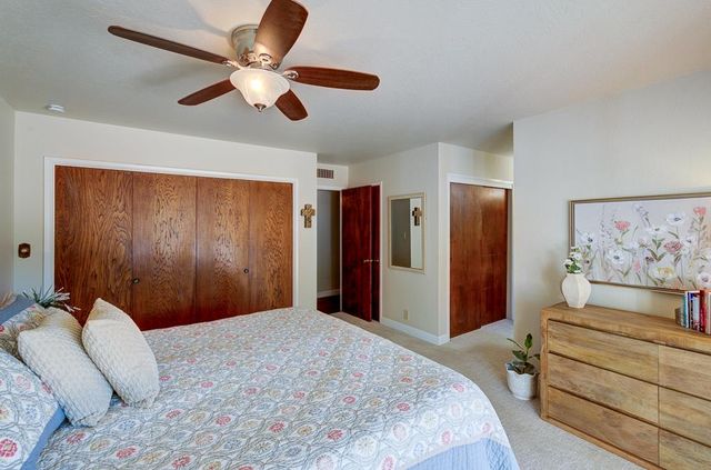 1059 W Stuart Avenue, Fresno, CA 93711
