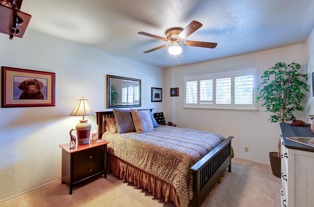 1059 W Stuart Avenue, Fresno, CA 93711