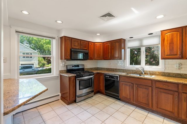 66 Overlook Rd, Marblehead, MA 01945