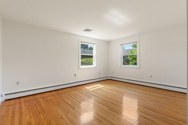 66 Overlook Rd, Marblehead, MA 01945