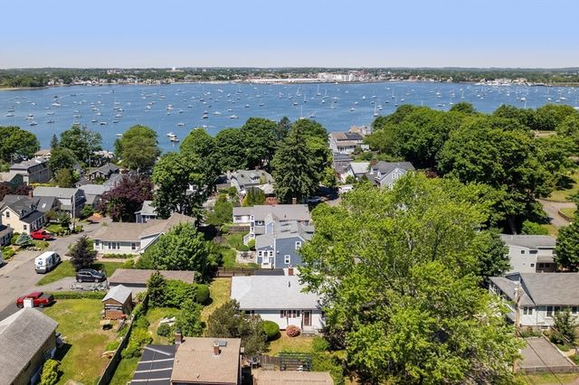 66 Overlook Rd, Marblehead, MA 01945